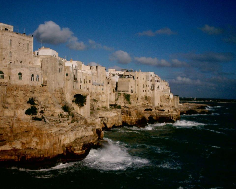 Petali Rosa Bed & Breakfast Polignano a Mare Luaran gambar